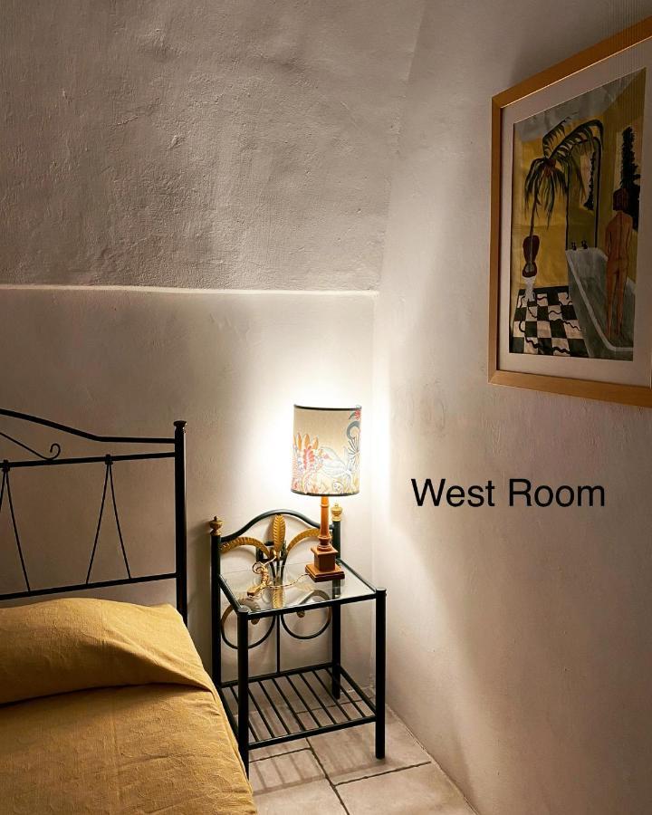 Bed and Breakfast La Guendalina Masseria E Casa Particular Монополи Экстерьер фото
